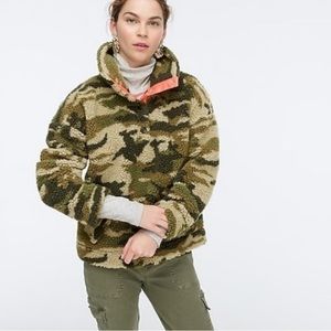 $138 J. Crew Snap-collar Camo Sherpa Oversized Fleece Jacket size XXS